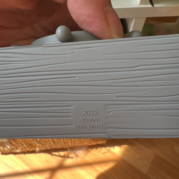 Vintage Mickey Mouse Figurine Photo Holder - Picture 2 of 2